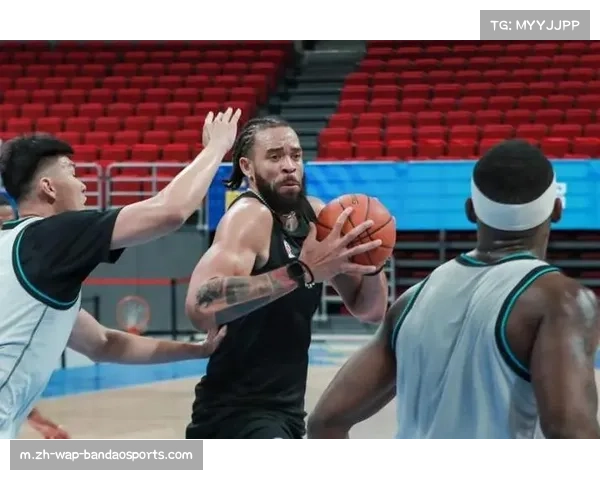 北京北汽麦基首秀对阵四川 内线统治力与护框范围接受检验